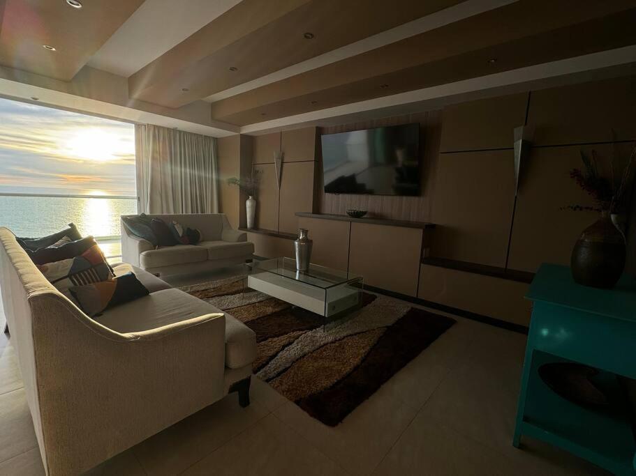 Apartamento Departamento De Lujo Vista Al Mar Piso 15 Mazatlán Exterior foto